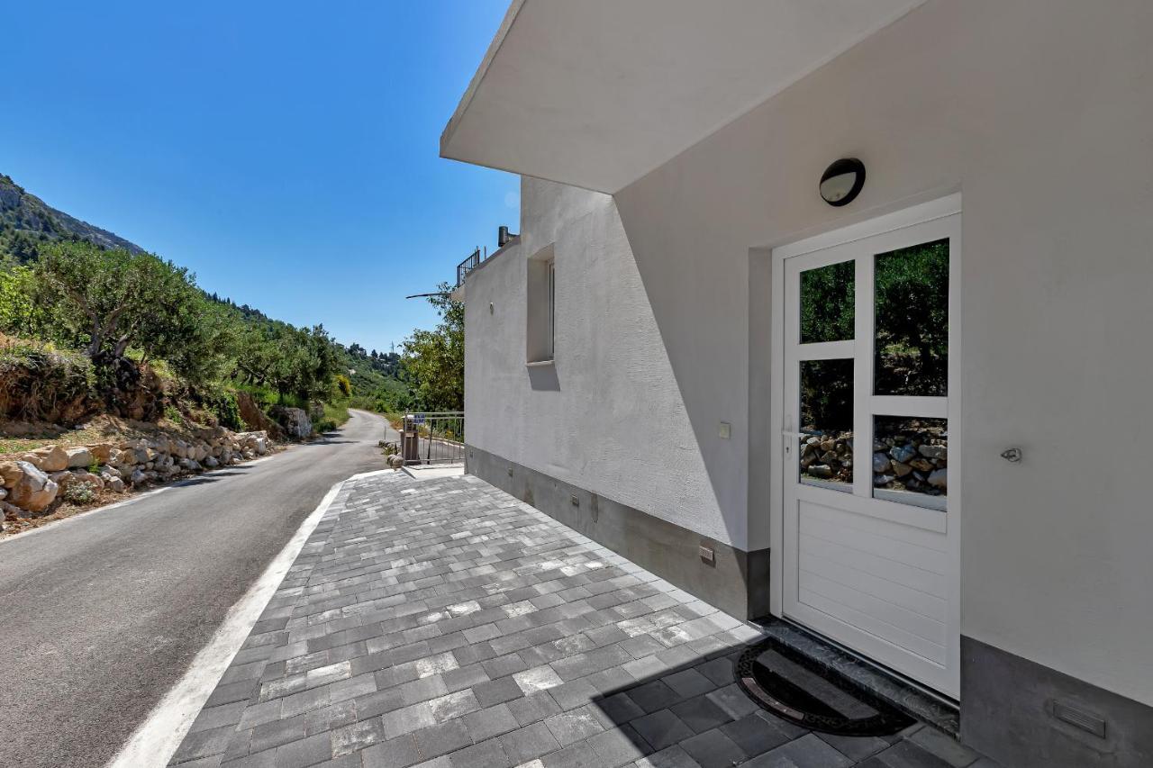Apartment Apricus Makarska Esterno foto